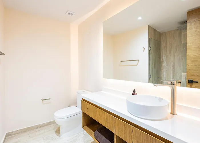 Mistiq Temple Ii Apartment